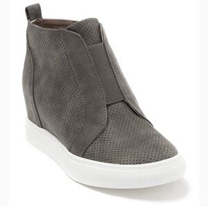 Dolce Vita Gray Suede Kalista Comfort Wedge Sneakers•Size 9